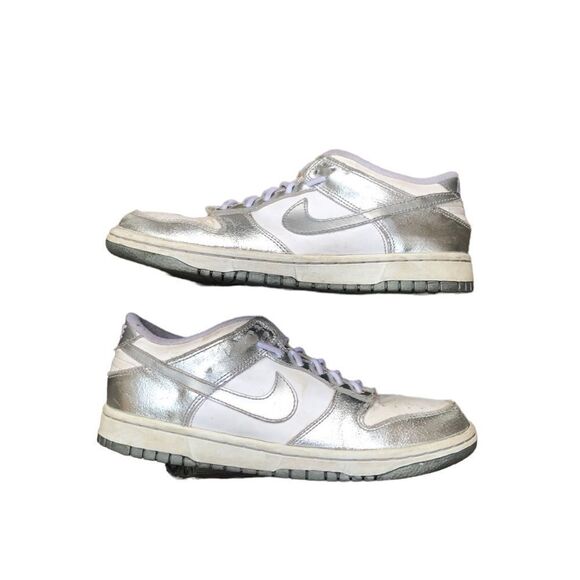 VINTAGE 2010 Nike Dunk Low Metallic Silver Size 6 - Picture 5 of 16